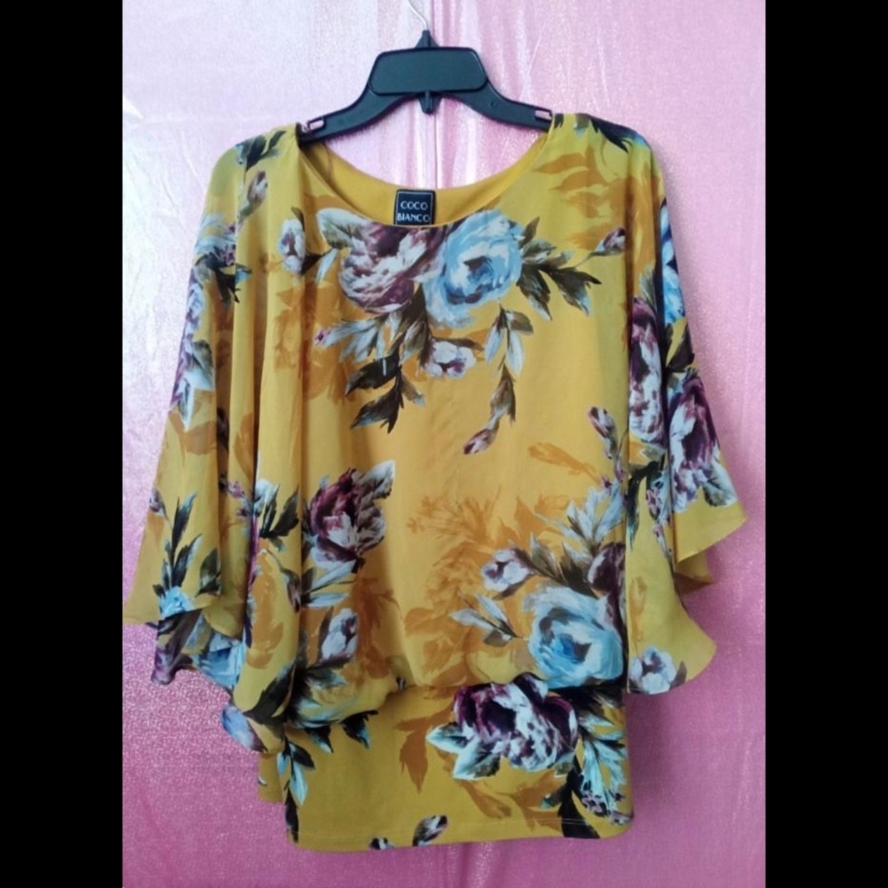 🆕️ LISTING!! Coco Bianco Floral Flowy Dolman Top – Mustard Yellow & Blue Print